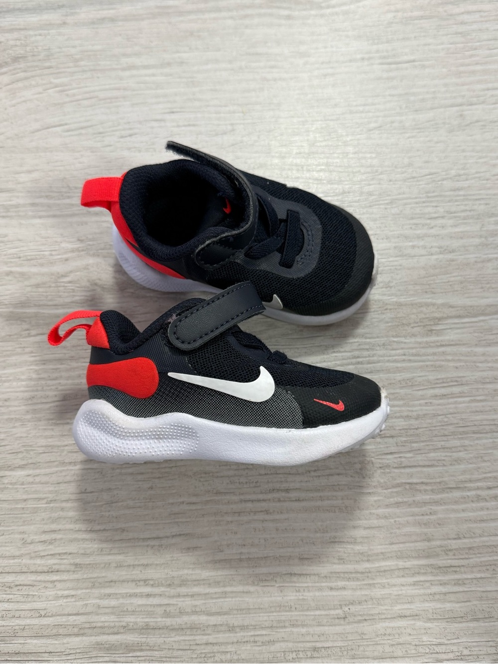 Nike Black, Red & White baby  Sneakers with Hook-and-Loop Strap